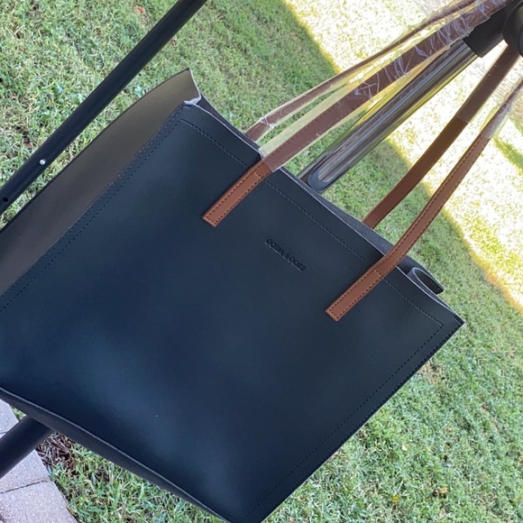 Holiday Sale!!DORIA DORE Tote Bags Handbags - Picture 8 of 8